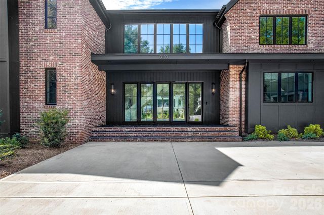 9119 Summer Club Road, Charlotte, NC 28277
