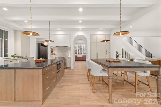 9119 Summer Club Road, Charlotte, NC 28277