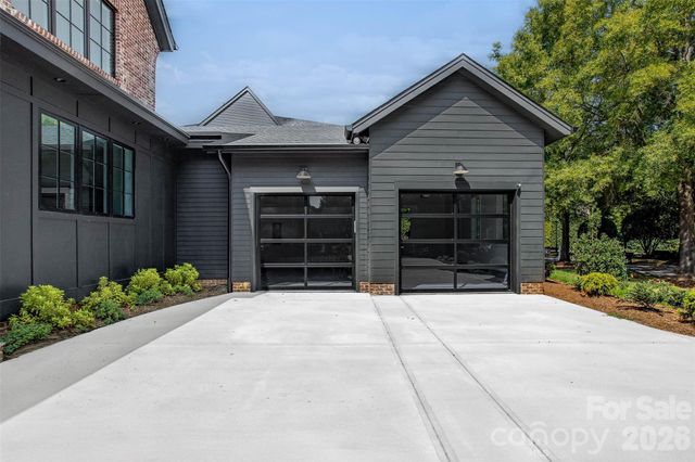 9119 Summer Club Road, Charlotte, NC 28277