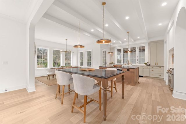 9119 Summer Club Road, Charlotte, NC 28277