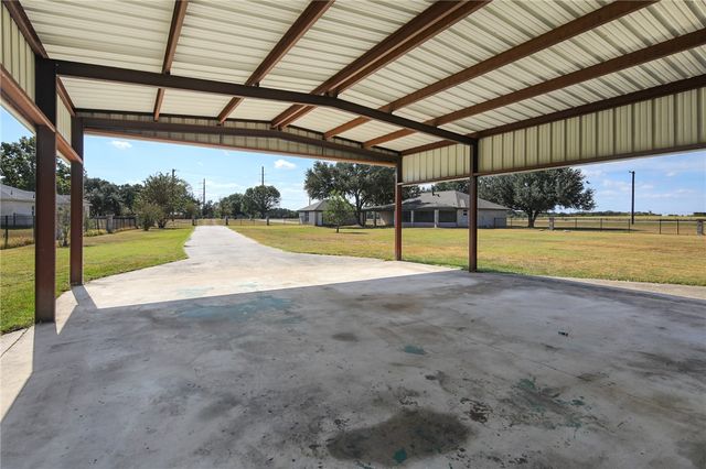 1796 Fawn Lake Drive, Bryan, TX 77808