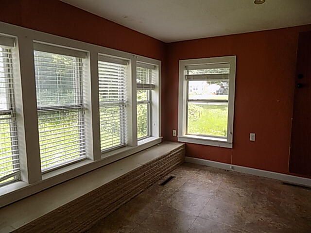 7979 State Highway 14 E, Sparta, MO 65753