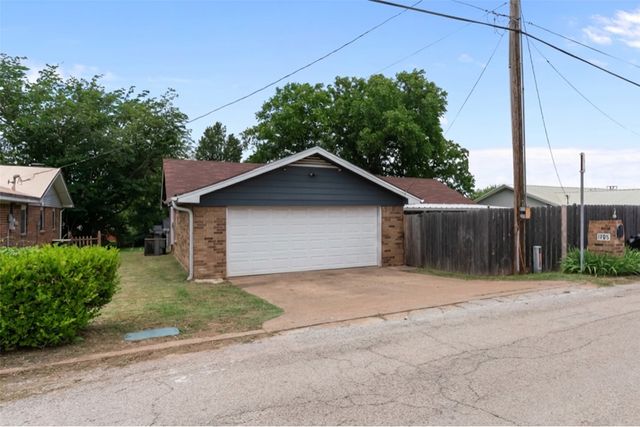 1205 S Rusk Street, Weatherford, TX 76086