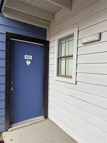 2701 W Bellfort Avenue 613, Houston, TX 77054