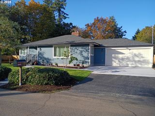 13247 Se BUSH St, Portland, OR 97236