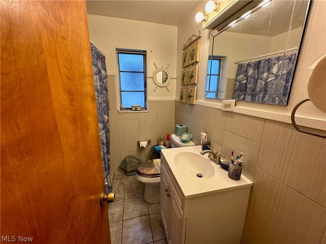 1166 E 176th Street, Cleveland, OH 44119