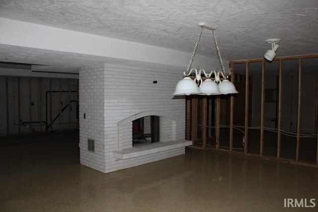 5933 Hoagland Road, Hoagland, IN 46745