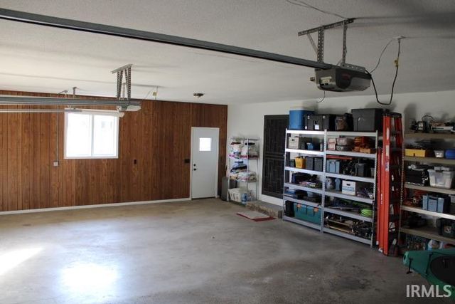 5933 Hoagland Road, Hoagland, IN 46745