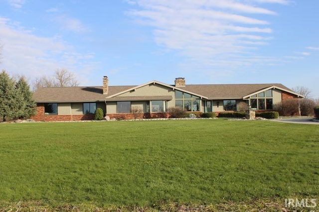 5933 Hoagland Road, Hoagland, IN 46745