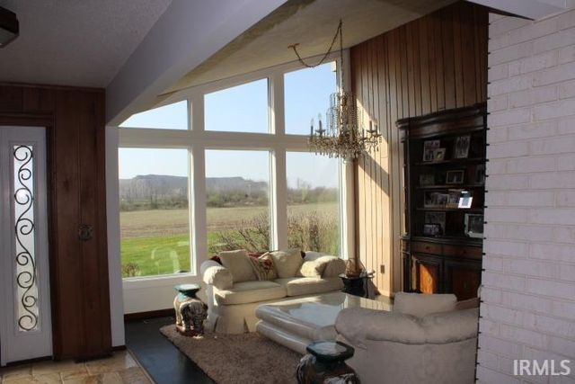 5933 Hoagland Road, Hoagland, IN 46745