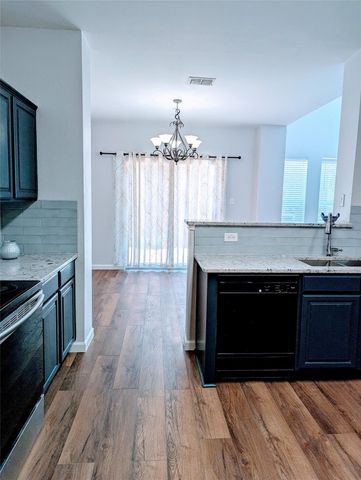 200 Inverness Drive, Lewisville, TX 75067