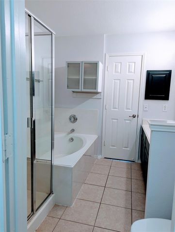 200 Inverness Drive, Lewisville, TX 75067