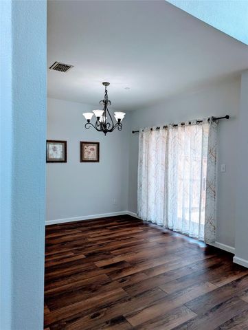 200 Inverness Drive, Lewisville, TX 75067