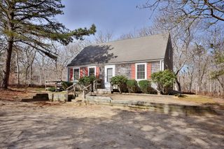 18 Windsor Drive, Edgartown, MA 02539