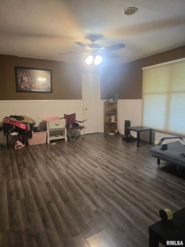 419 N 21ST Street, Herrin, IL 62948