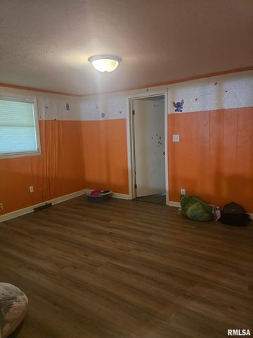 419 N 21ST Street, Herrin, IL 62948