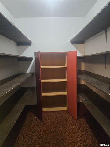 419 N 21ST Street, Herrin, IL 62948