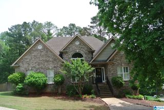 150 CRESTVIEW CIRCLE, Trussville, AL 35173