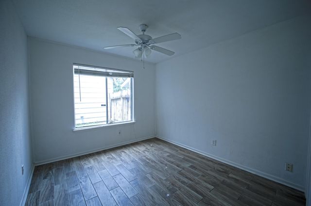 6411 Briar Glade Drive, Houston, TX 77072