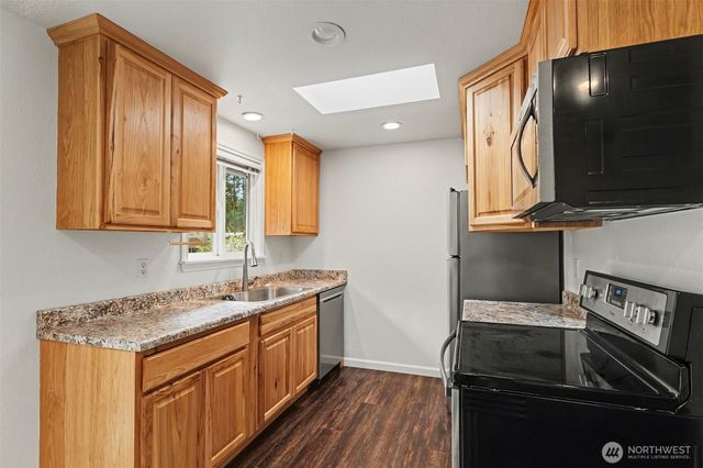 19309 65th Street E, Bonney Lake, WA 98391