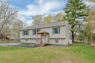 156 East Main Street, Conway, NH 03818