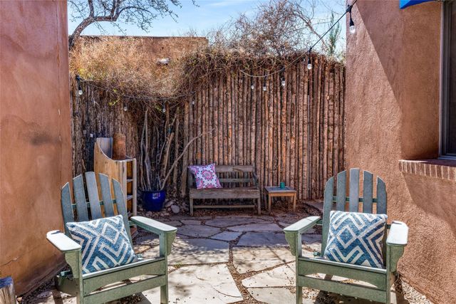 727 Galisteo A, Santa Fe, NM 87501
