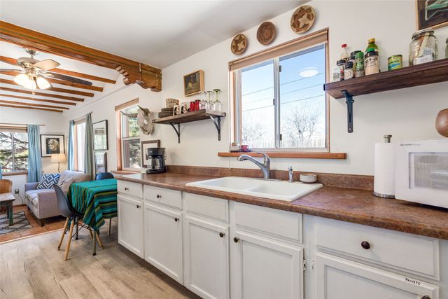 727 Galisteo A, Santa Fe, NM 87501