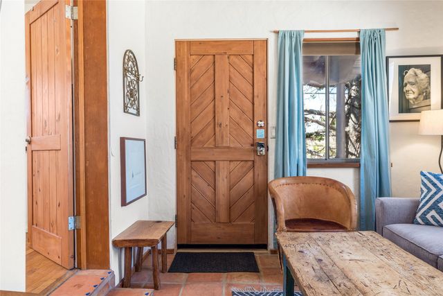 727 Galisteo A, Santa Fe, NM 87501