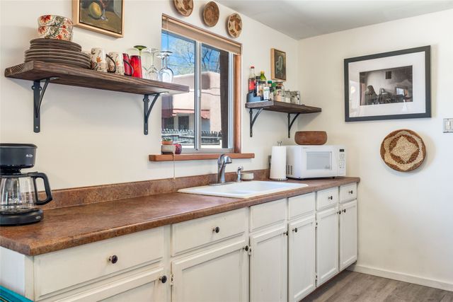 727 Galisteo A, Santa Fe, NM 87501