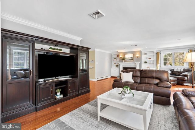 5774 S DEER RUN RD, Doylestown, PA 18902
