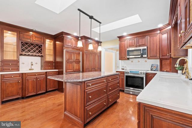 5774 S DEER RUN RD, Doylestown, PA 18902