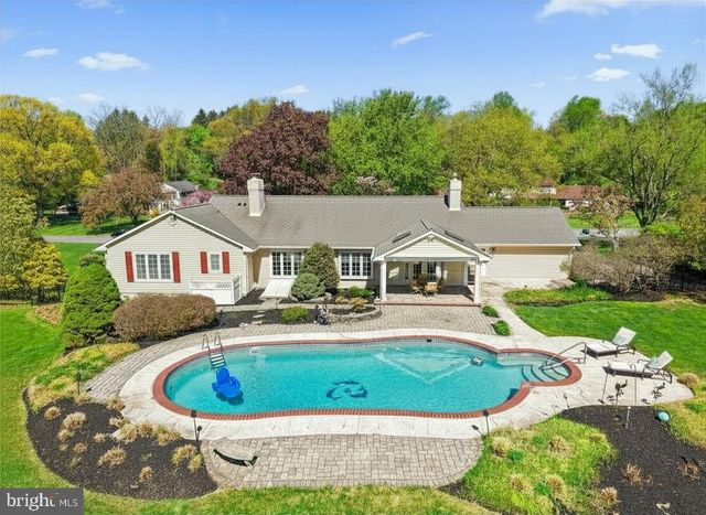 5774 S DEER RUN RD, Doylestown, PA 18902