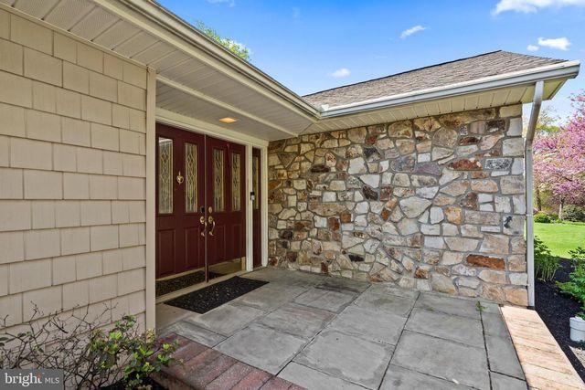 5774 S DEER RUN RD, Doylestown, PA 18902