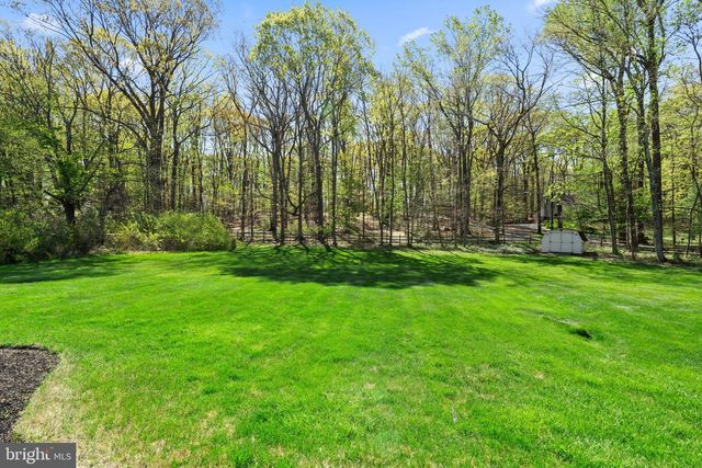 5774 S DEER RUN RD, Doylestown, PA 18902