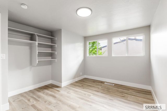 1087 Lovejoy Street, Idaho Falls, ID 83401