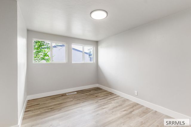 1087 Lovejoy Street, Idaho Falls, ID 83401