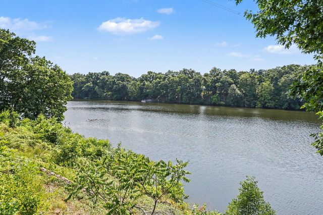 11628 S Lake Chapin Road, Berrien Twp, MI 49103