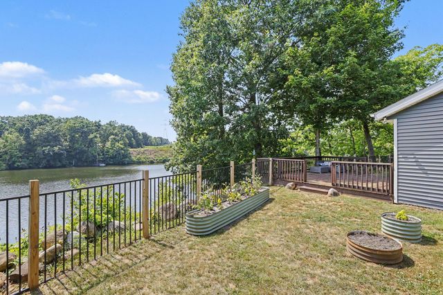 11628 S Lake Chapin Road, Berrien Twp, MI 49103