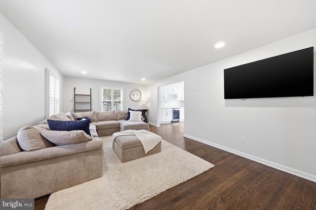 120 WARFIELD RD, Cherry Hill, NJ 08034