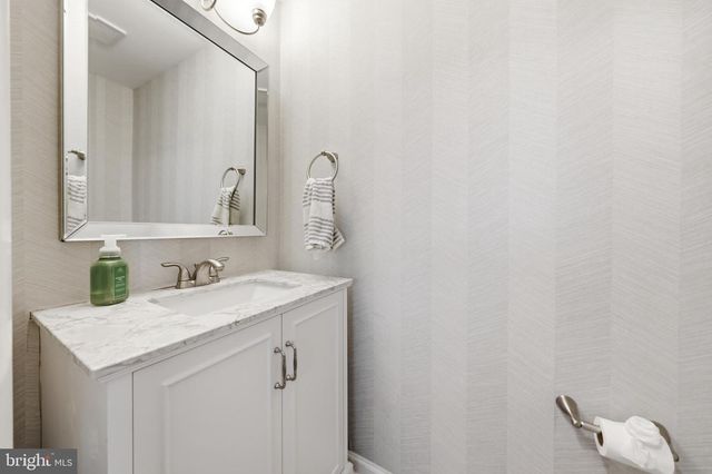 120 WARFIELD RD, Cherry Hill, NJ 08034