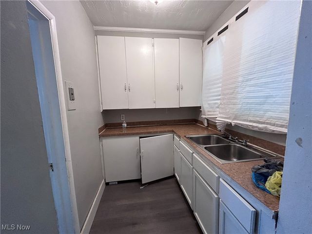 13001 Ferris Avenue, Cleveland, OH 44105