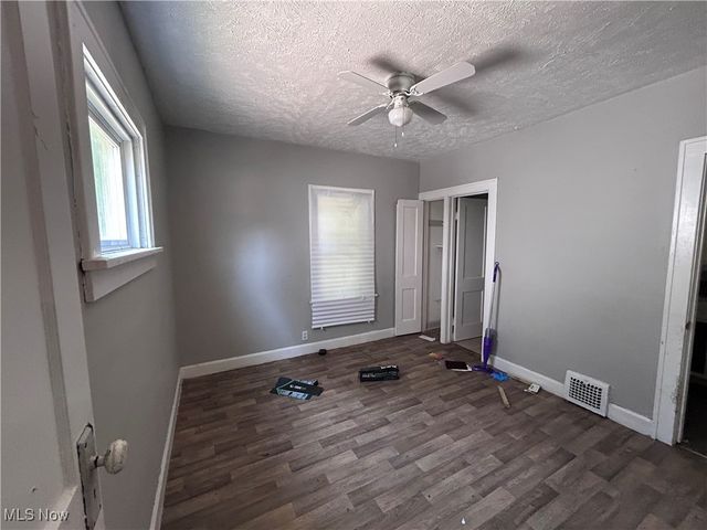 13001 Ferris Avenue, Cleveland, OH 44105