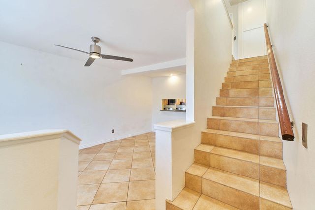 401 E Vista Chino 1, Palm Springs, CA 92262