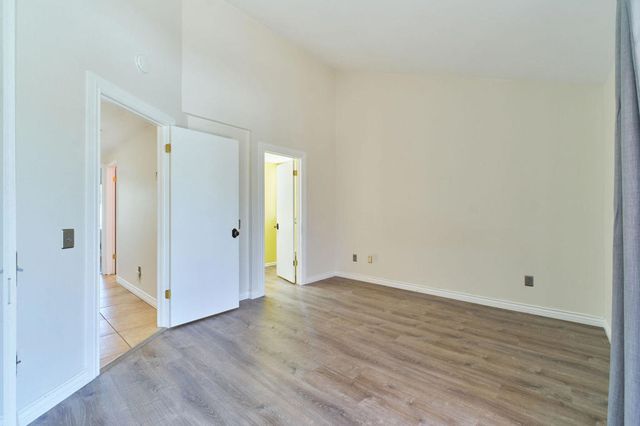401 E Vista Chino 1, Palm Springs, CA 92262