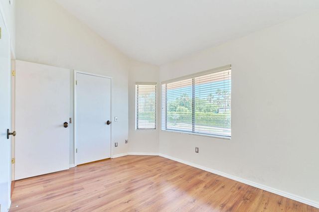 401 E Vista Chino 1, Palm Springs, CA 92262