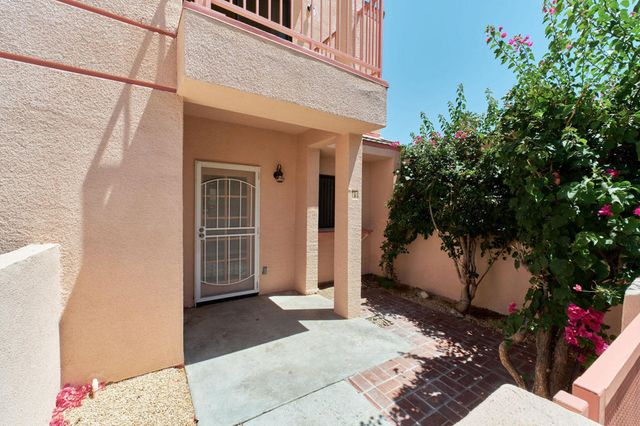 401 E Vista Chino 1, Palm Springs, CA 92262