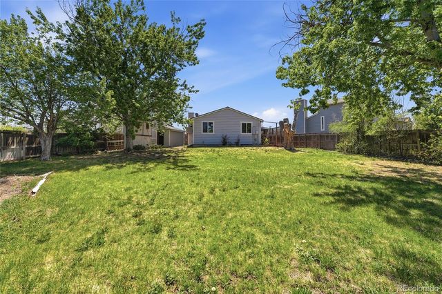 1933 Ensenada Court, Aurora, CO 80011