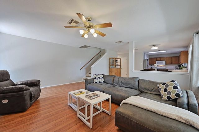 252 Fall Creek DR, Kyle, TX 78640