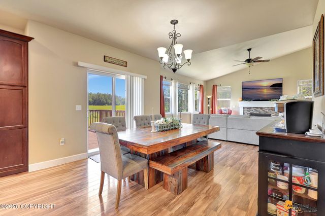 10775 E Meadowlark Circle, Palmer, AK 99645