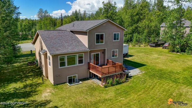 10775 E Meadowlark Circle, Palmer, AK 99645